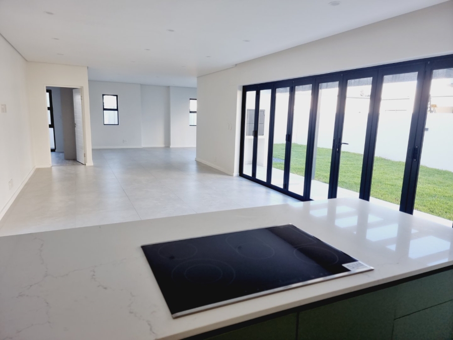 4 Bedroom Property for Sale in Sandown Western Cape